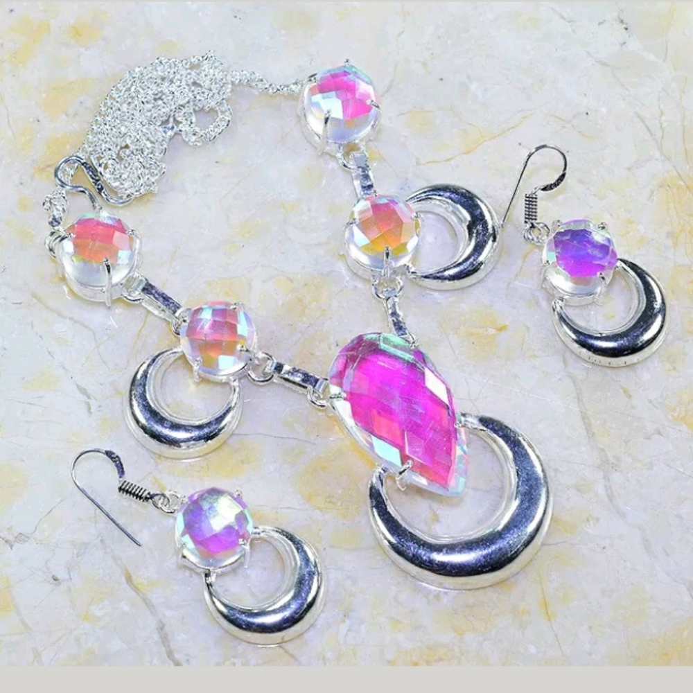 New Rainbow Mercury Mystic Topaz Silver Necklace and Earrings Set.